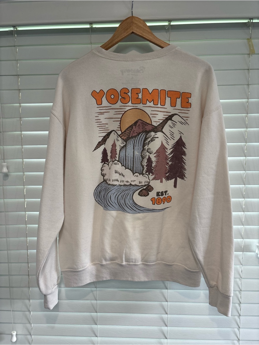 Yosemite Graphic Crewneck Sweatshirt - White